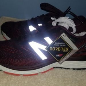 New balance 880 gortex running shoes